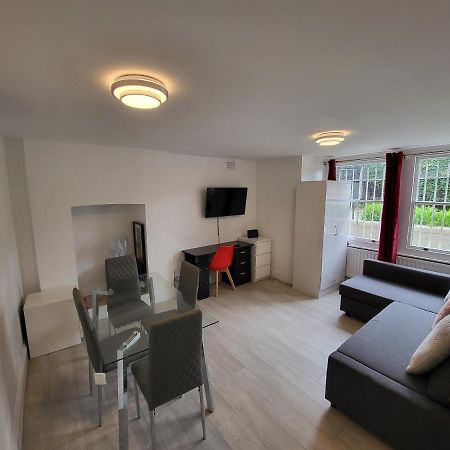 Cosy Apartment By Clapham South Underground! London Ngoại thất bức ảnh