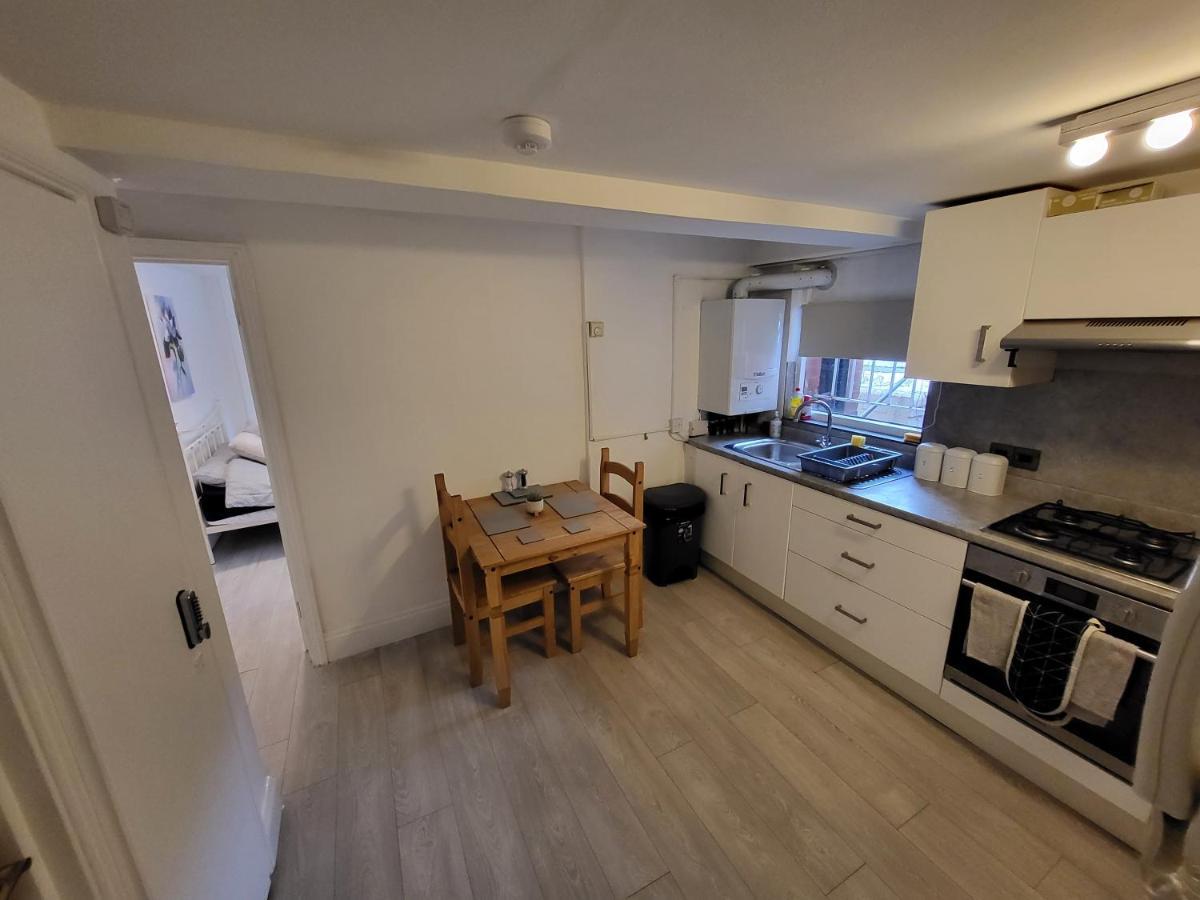 Cosy Apartment By Clapham South Underground! London Ngoại thất bức ảnh