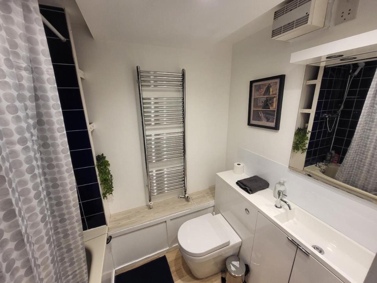 Cosy Apartment By Clapham South Underground! London Ngoại thất bức ảnh