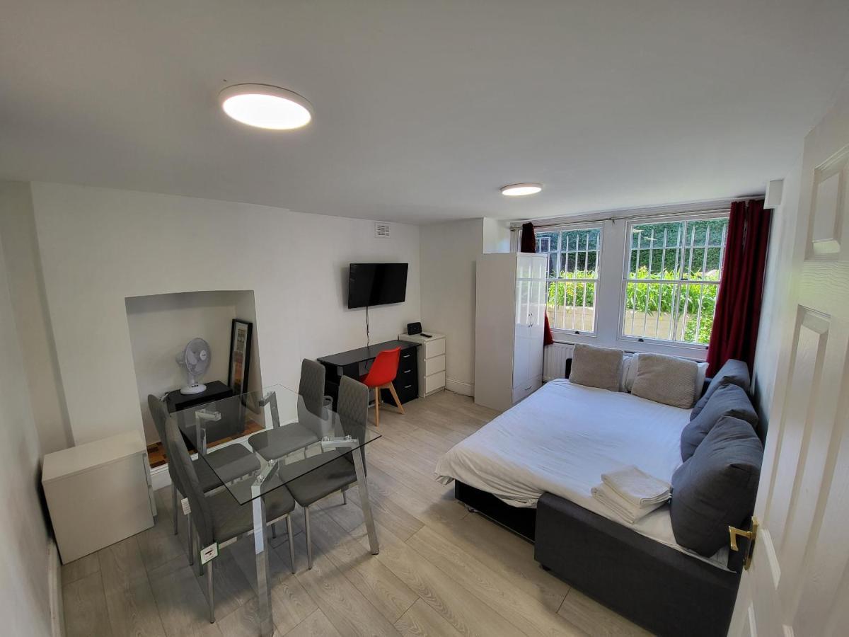 Cosy Apartment By Clapham South Underground! London Ngoại thất bức ảnh